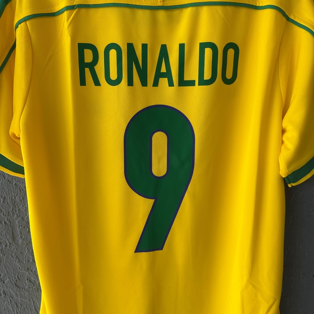 Ronaldo Brazil 1998 Final Jersey Yellow - Picture 4 of 7